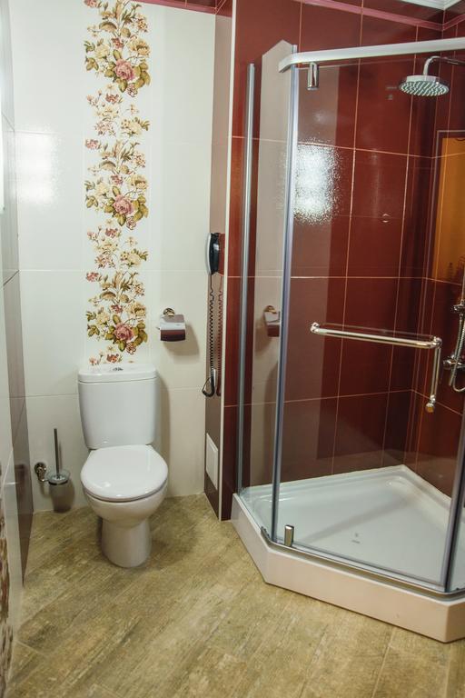 Promenade Park Hotel Shymkent Exterior foto