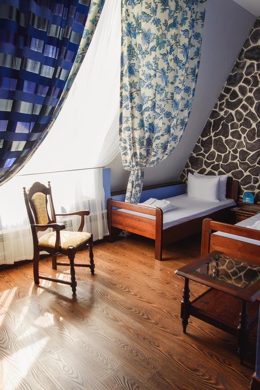 Promenade Park Hotel Shymkent Habitación foto