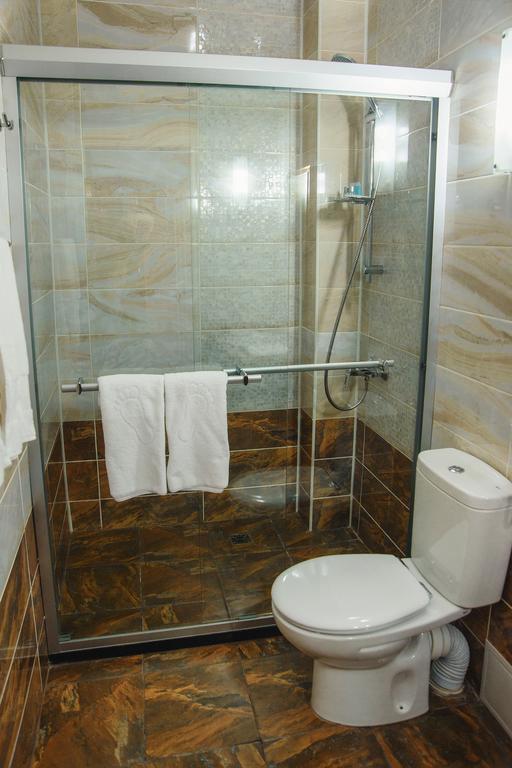 Promenade Park Hotel Shymkent Habitación foto