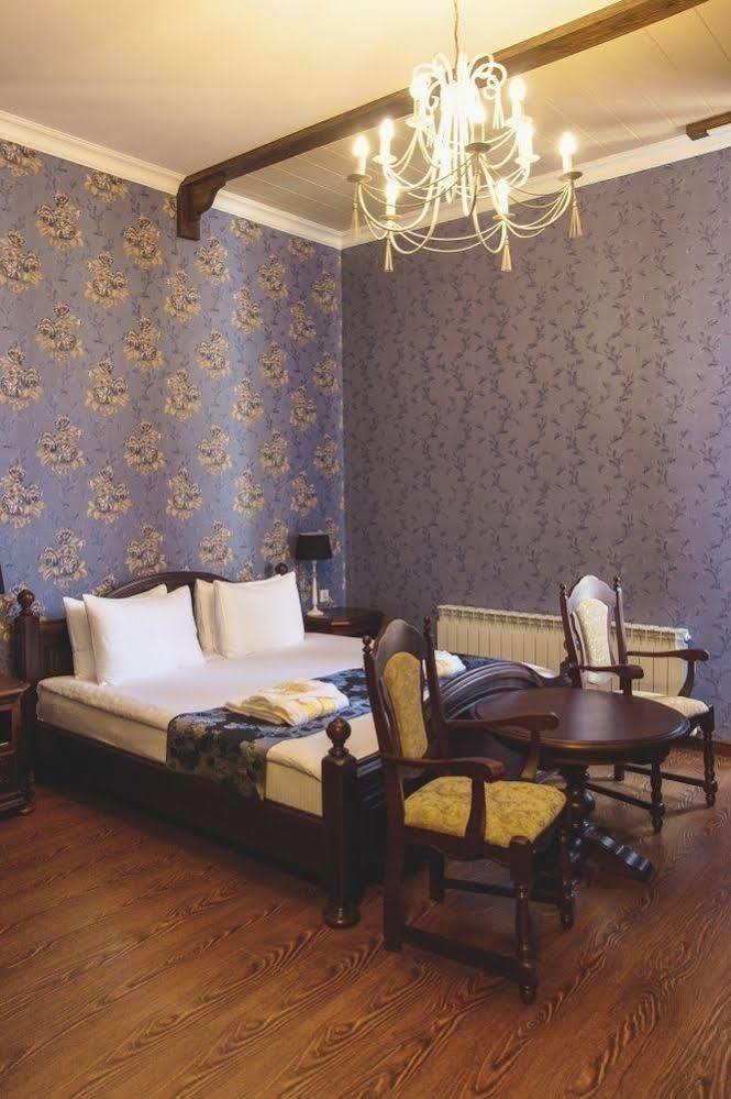 Promenade Park Hotel Shymkent Exterior foto
