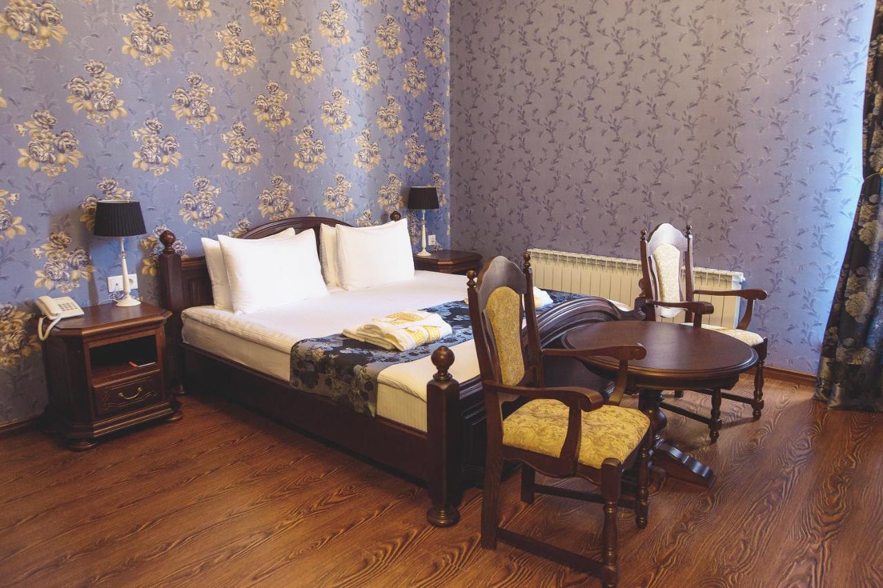 Promenade Park Hotel Shymkent Exterior foto